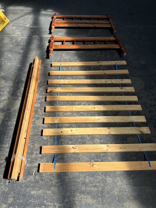 SA Public Trustee Home & Collectables Clearanc... - Lot 4570