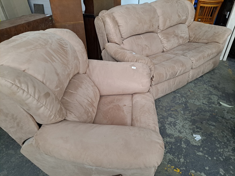 SA Public Trustee Home & Collectables Clearanc... - Lot 4344