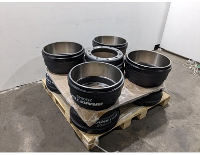 Unreserved $250K Truck Brake Drums, Filters & A... - Lot 389
