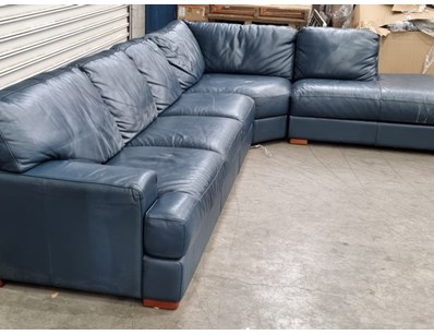 Unreserved Renowned Nationwide Furniture Retaile... - Lot 15