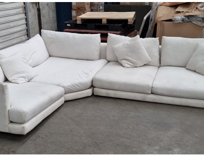 Unreserved Renowned Nationwide Furniture Retaile... - Lot 34