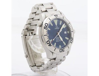 Fine Art & Luxury Watches (A901) - Lot 910