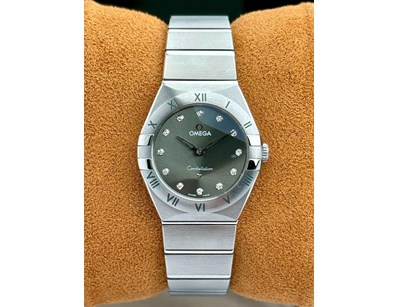 Fine Art & Luxury Watches (A901) - Lot 702