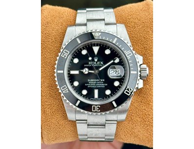Fine Art & Luxury Watches (A901) - Lot 704