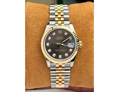 Fine Art & Luxury Watches (A901) - Lot 707