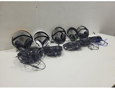 Unreserved Gaming Headsets Warranty & Returns(N... - Lot 326