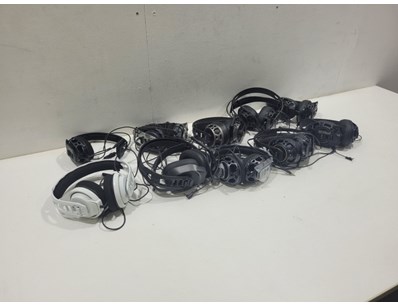 Unreserved Gaming Headsets Warranty & Returns(N... - Lot 382