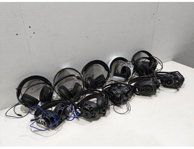 Unreserved Gaming Headsets Warranty & Returns(N... - Lot 406