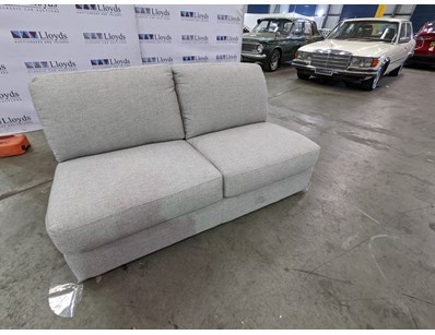 Renowned Nationwide Furniture Retailer Ex-Displa... - Lot 41