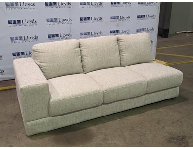 Renowned Nationwide Furniture Retailer Ex-Displa... - Lot 53
