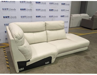 Renowned Nationwide Furniture Retailer Ex-Displa... - Lot 75