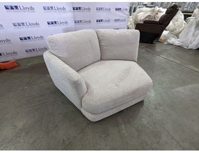 Renowned Nationwide Furniture Retailer Ex-Displa... - Lot 69