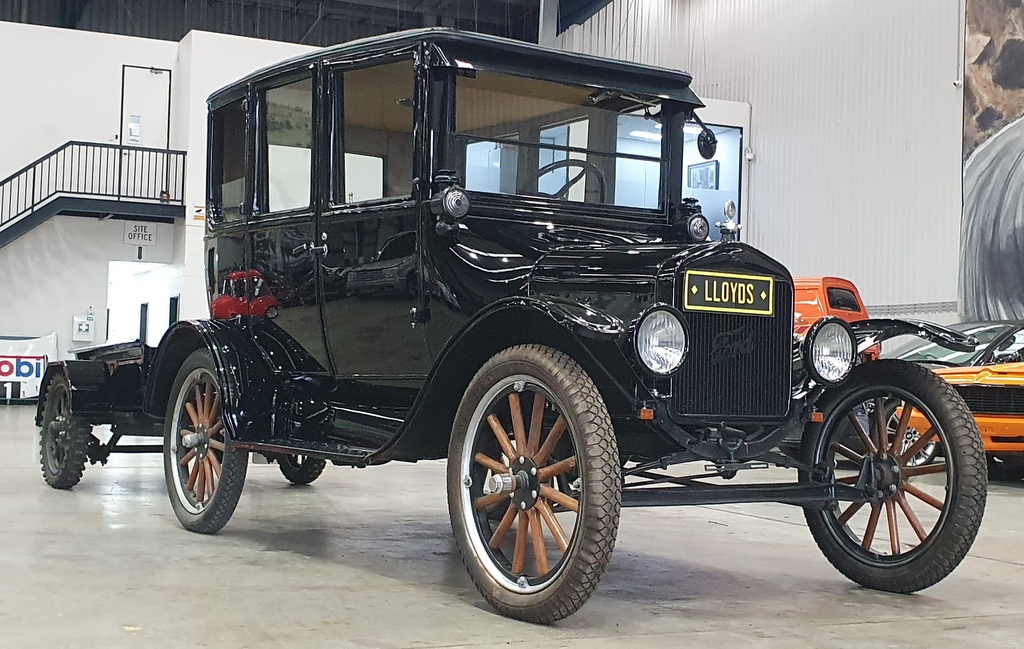 Classic, Muscle & Barn Finds - Lot 98