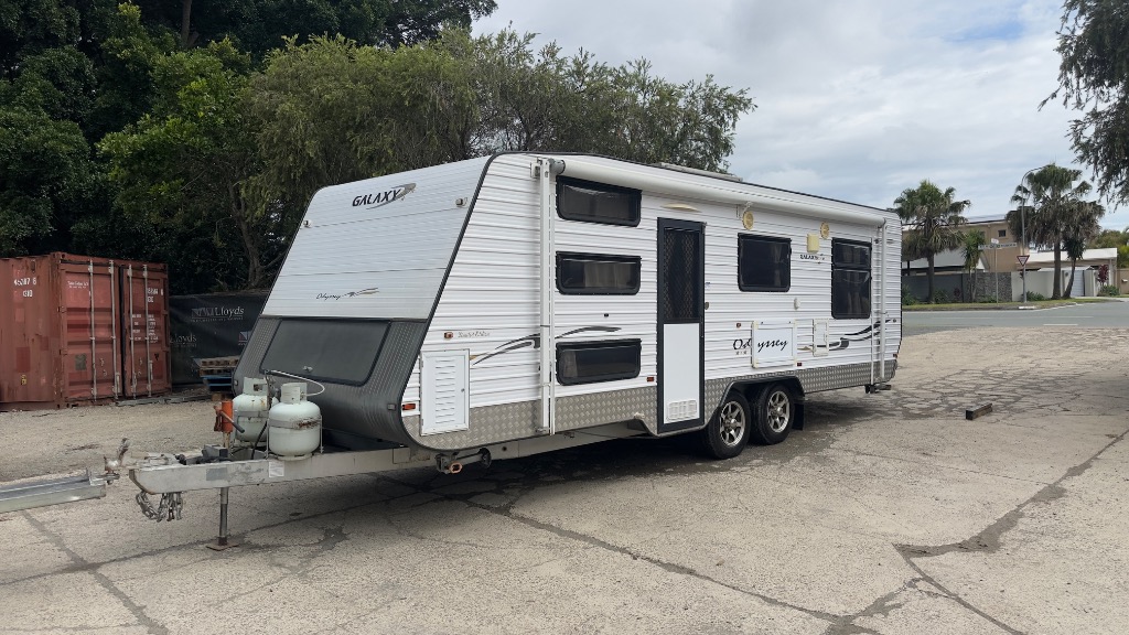 Quality Caravans, Campers and Motorhomes - Lot 100