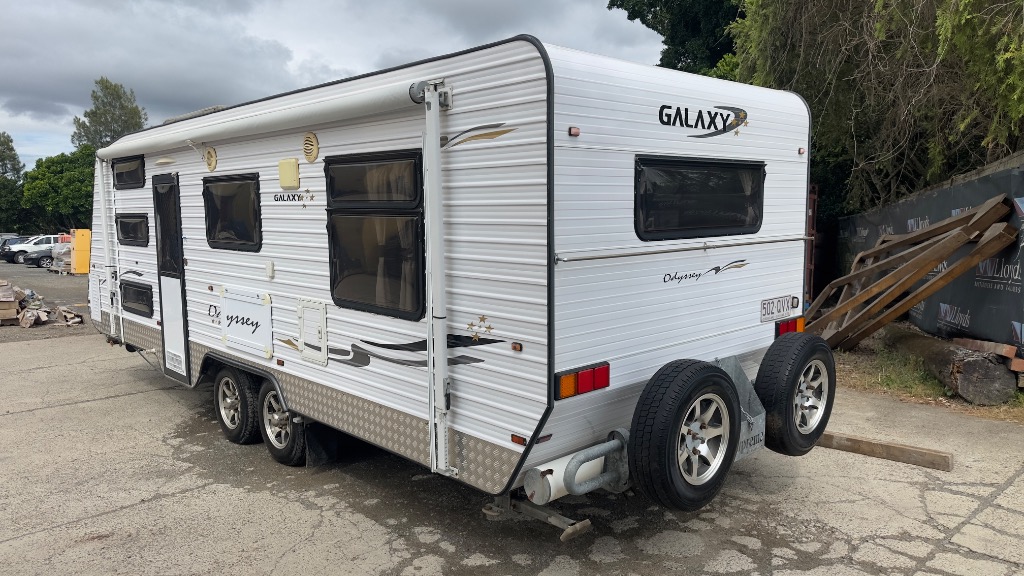 Quality Caravans, Campers and Motorhomes - Lot 100